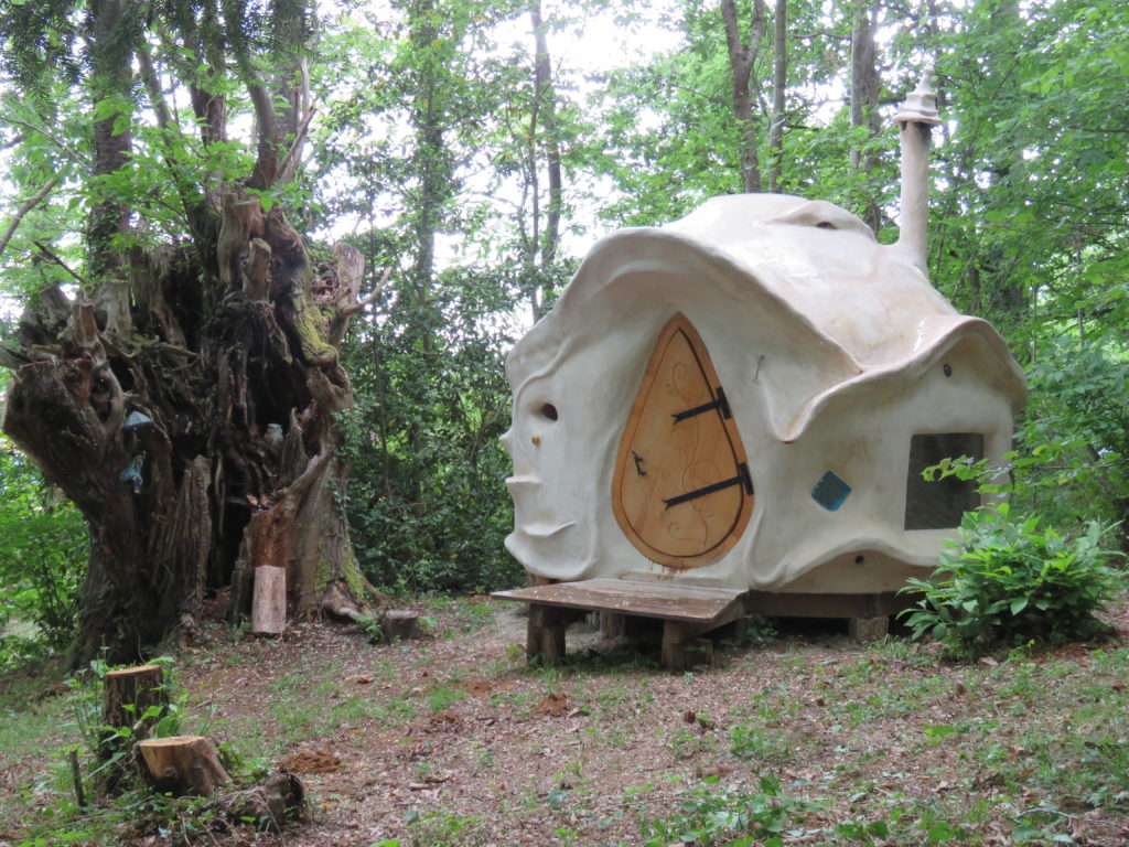 Habitats insolites en Ariège : L'esquillot 